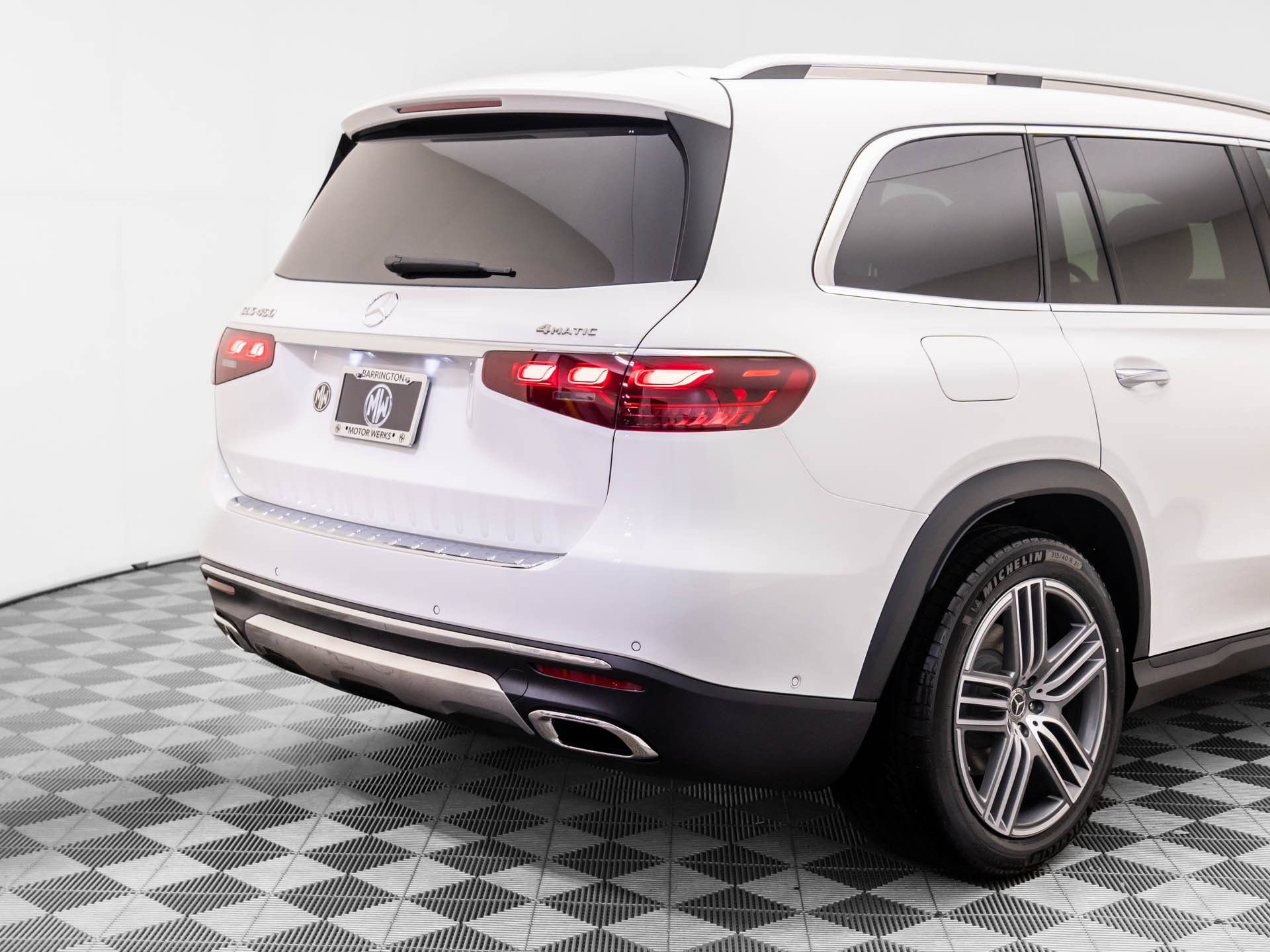 New 2026 Mercedes-Benz GLS 450 4MATIC image 40