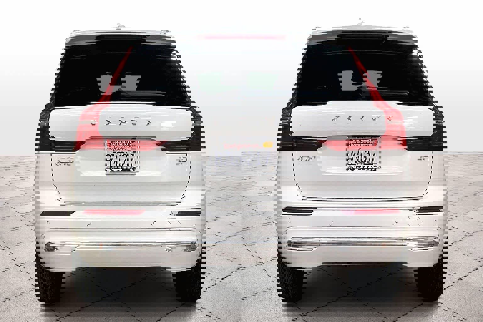 Used 2022 Volvo XC60 B5 Inscription w/ Advanced Package image 7