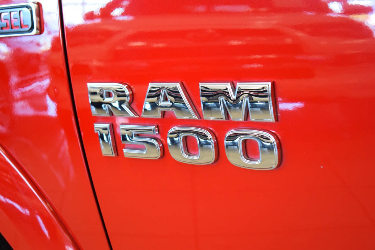 Used 2016 RAM 1500 Laramie w/ Convenience Group AWD/4WD image 6