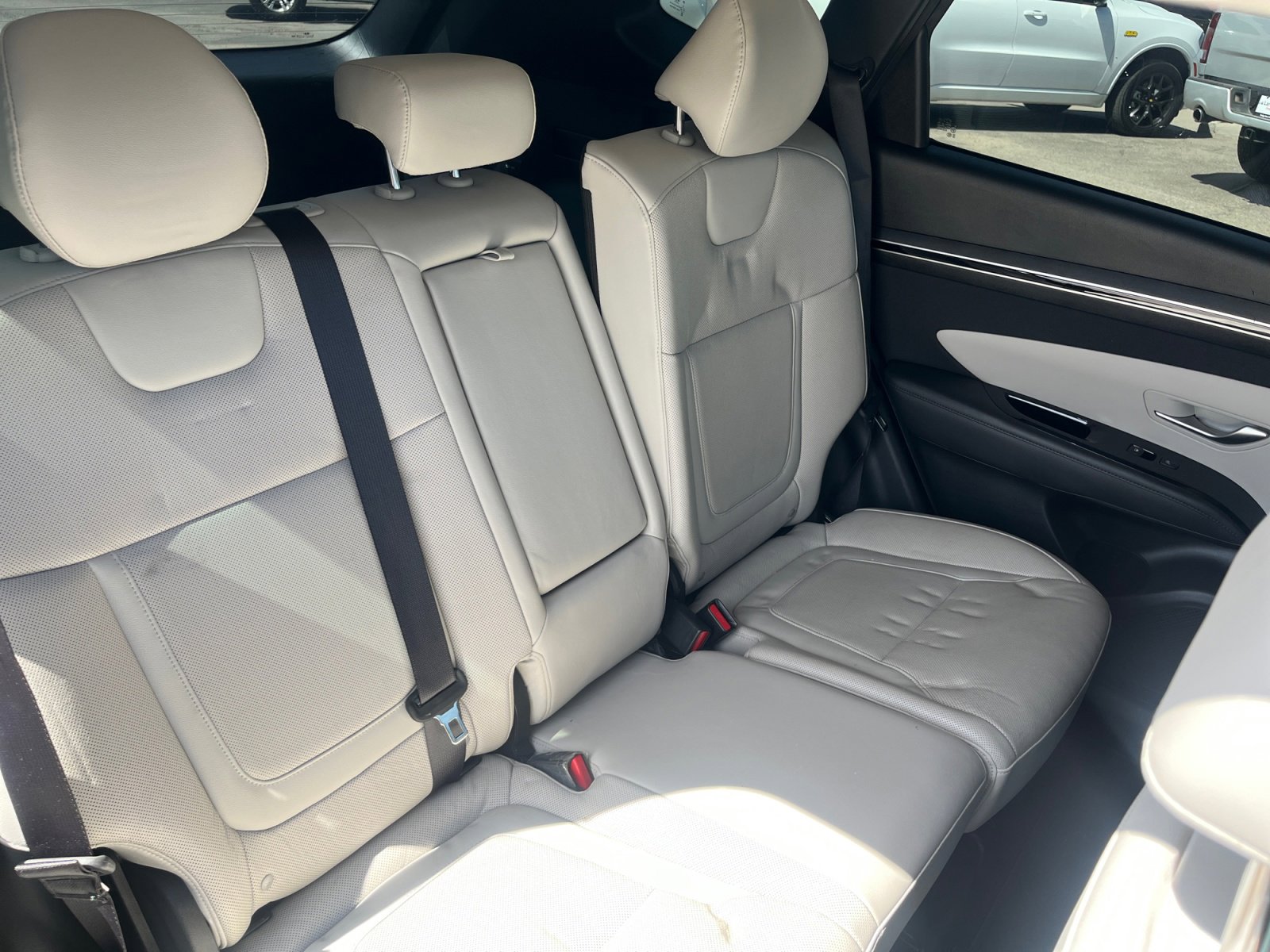 Used 2023 Hyundai Tucson Limited FWD image 18