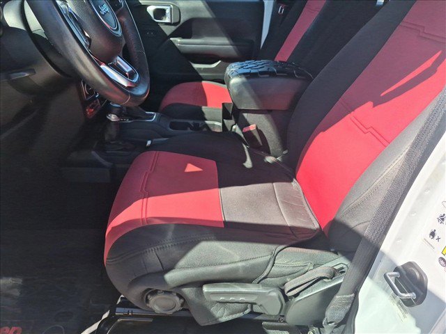 Used 2018 Jeep Wrangler Unlimited Rubicon AWD/4WD image 13