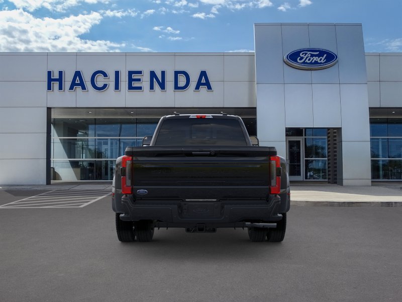 New 2026 Ford F450 Platinum w/ FX4 Off-Road Package AWD/4WD image 5