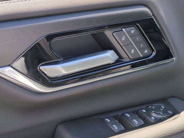 New 2026 GMC Yukon XL Denali w/ Advanced Technology Package AWD/4WD image 25