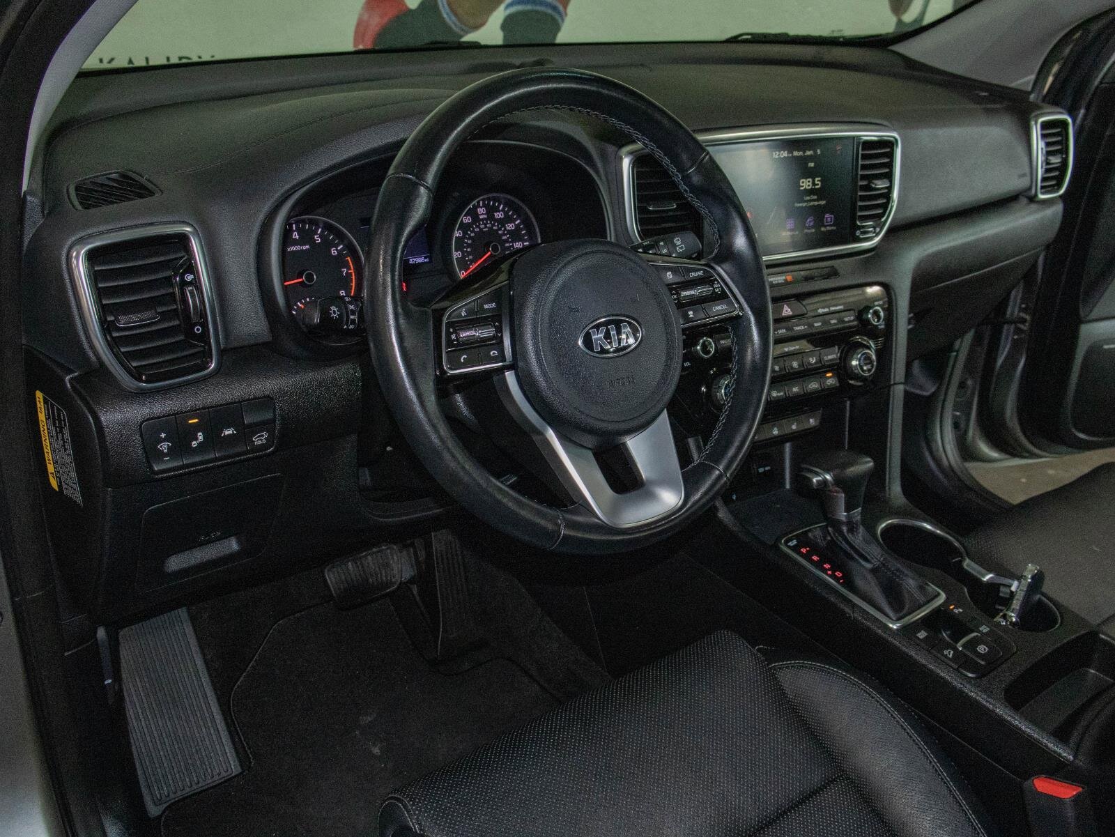 Used 2022 Kia Sportage EX w/ EX Technology Package image 6