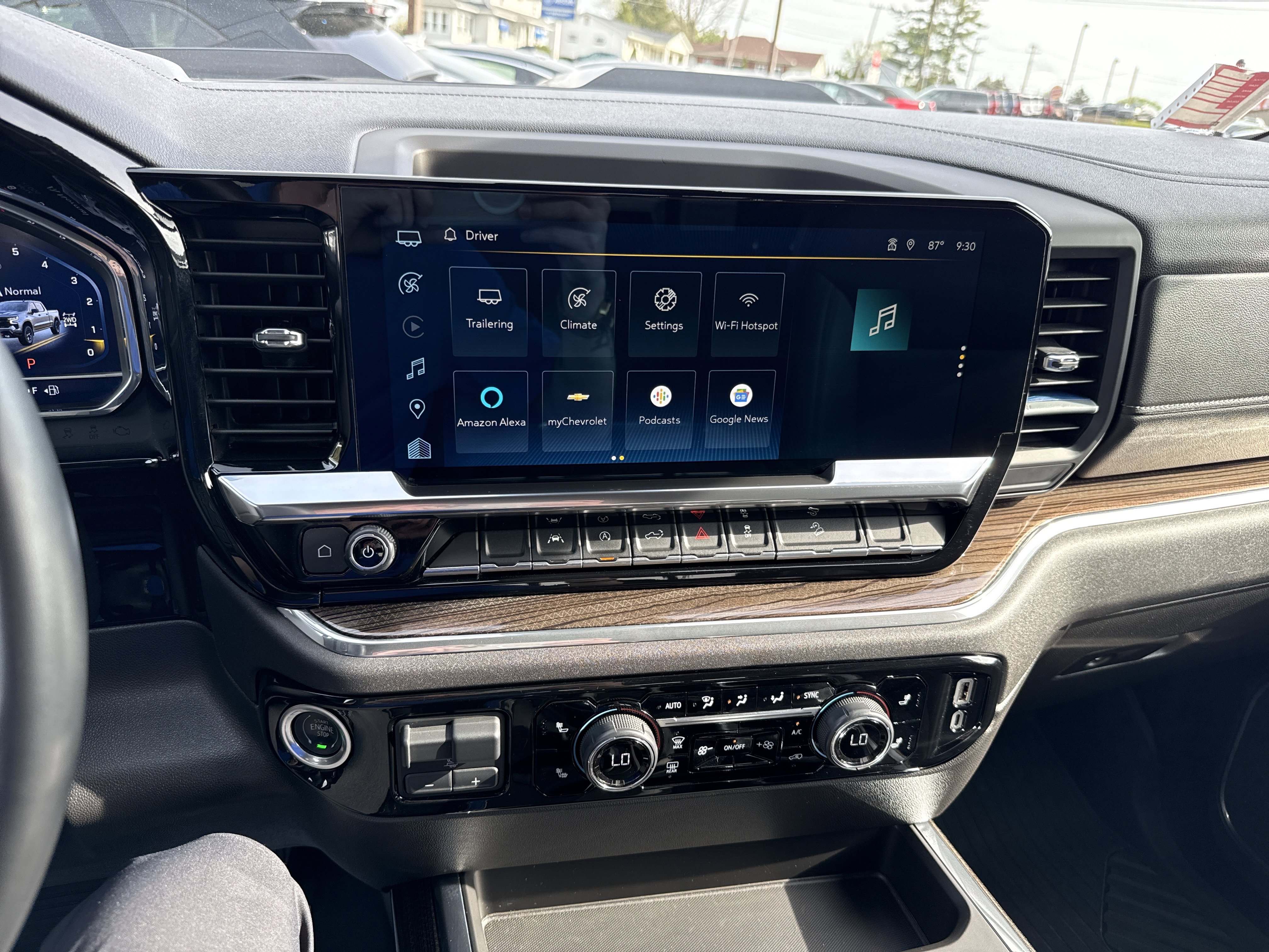 Used 2023 Chevrolet Silverado 1500 LT Trail Boss w/ Convenience Package II image 23