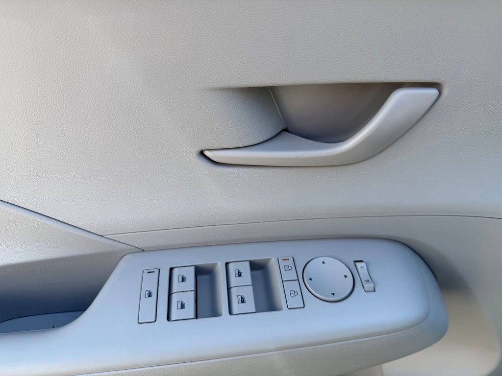 Certified 2026 Hyundai Kona SEL Sport AWD/4WD image 12