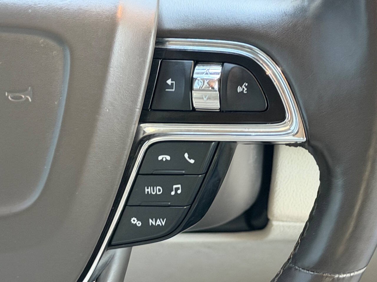 Used 2021 Lincoln Navigator Reserve w/ Luxury Package AWD/4WD image 33