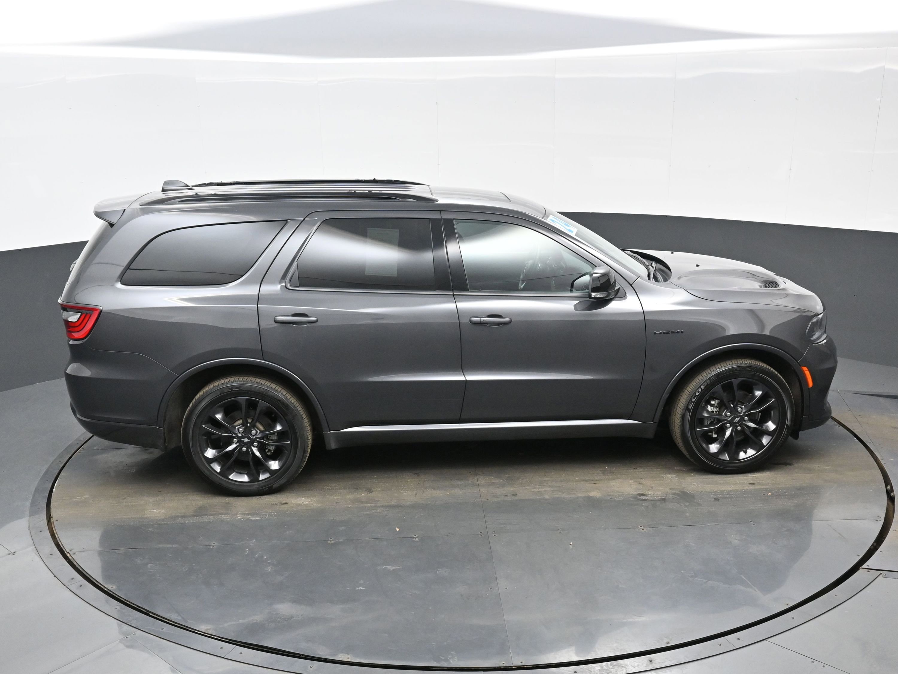 Used 2024 Dodge Durango R/T image 38