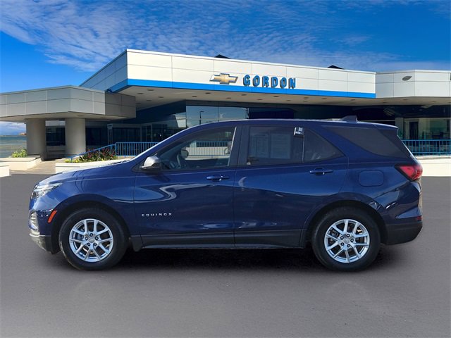 Used 2023 Chevrolet Equinox LS w/ LS Convenience Package image 3