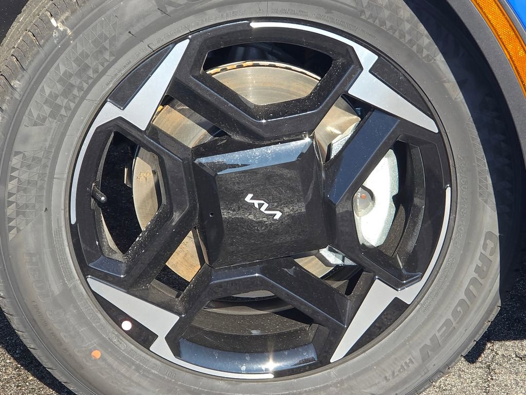 New 2026 Kia Sportage EX w/ EX Panorama Roof Package image 11