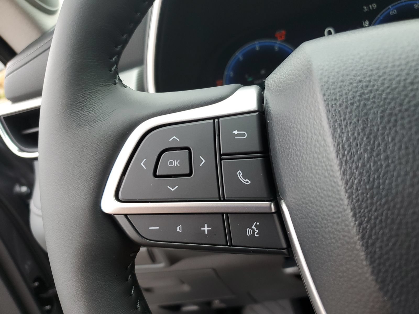 New 2026 Toyota Highlander Platinum AWD/4WD image 14