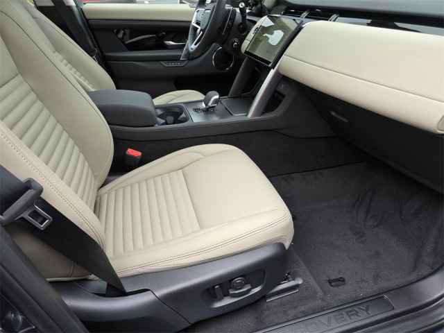 New 2025 Land Rover Discovery Sport S AWD/4WD image 21