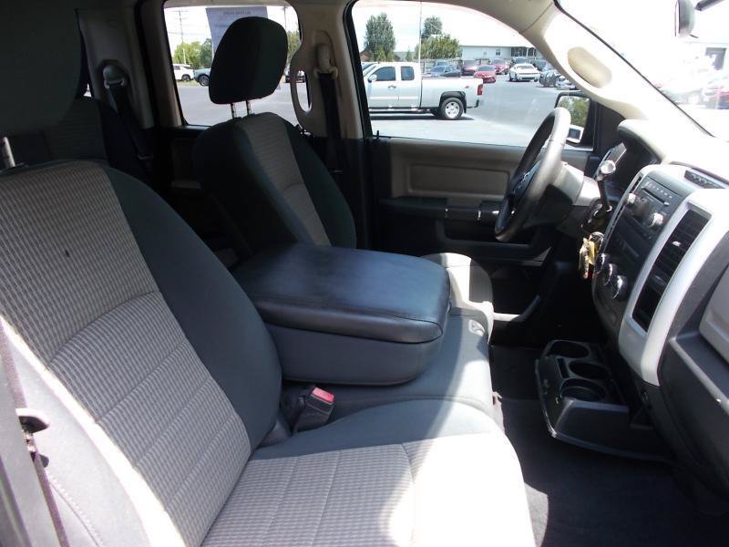 Used 2012 RAM 1500 Classic SLT AWD/4WD image 22