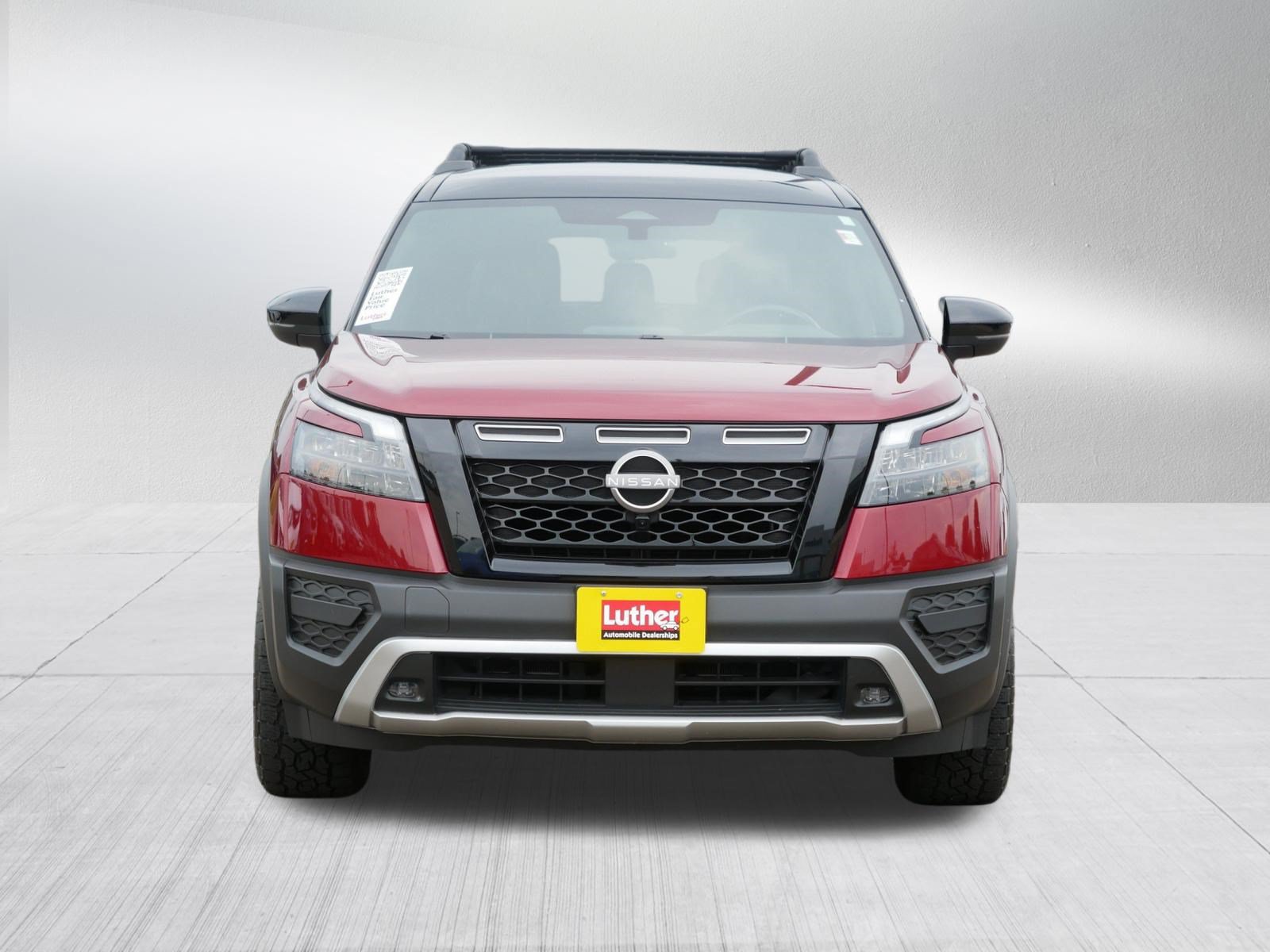 Used 2023 Nissan Pathfinder Rock Creek AWD/4WD image 2
