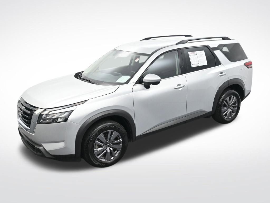 Used 2024 Nissan Pathfinder SV image 21