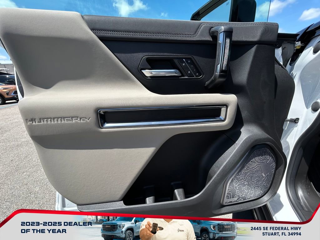 New 2026 GMC Hummer EV 4x4 Crew Cab image 24
