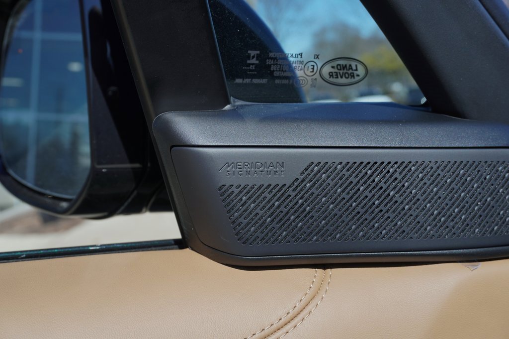 New 2026 Land Rover Range Rover Long Wheelbase Autobiography image 11