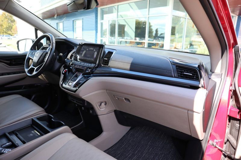 Used 2022 Honda Odyssey Elite image 23