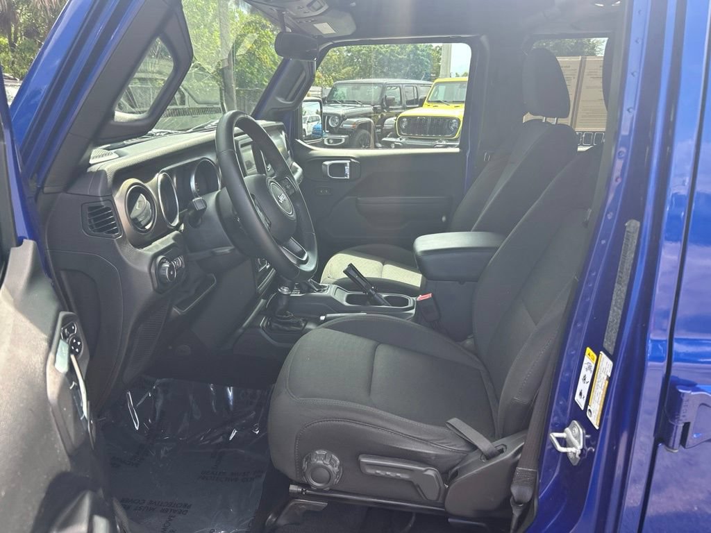 Used 2019 Jeep Wrangler Unlimited Sport S AWD/4WD image 9