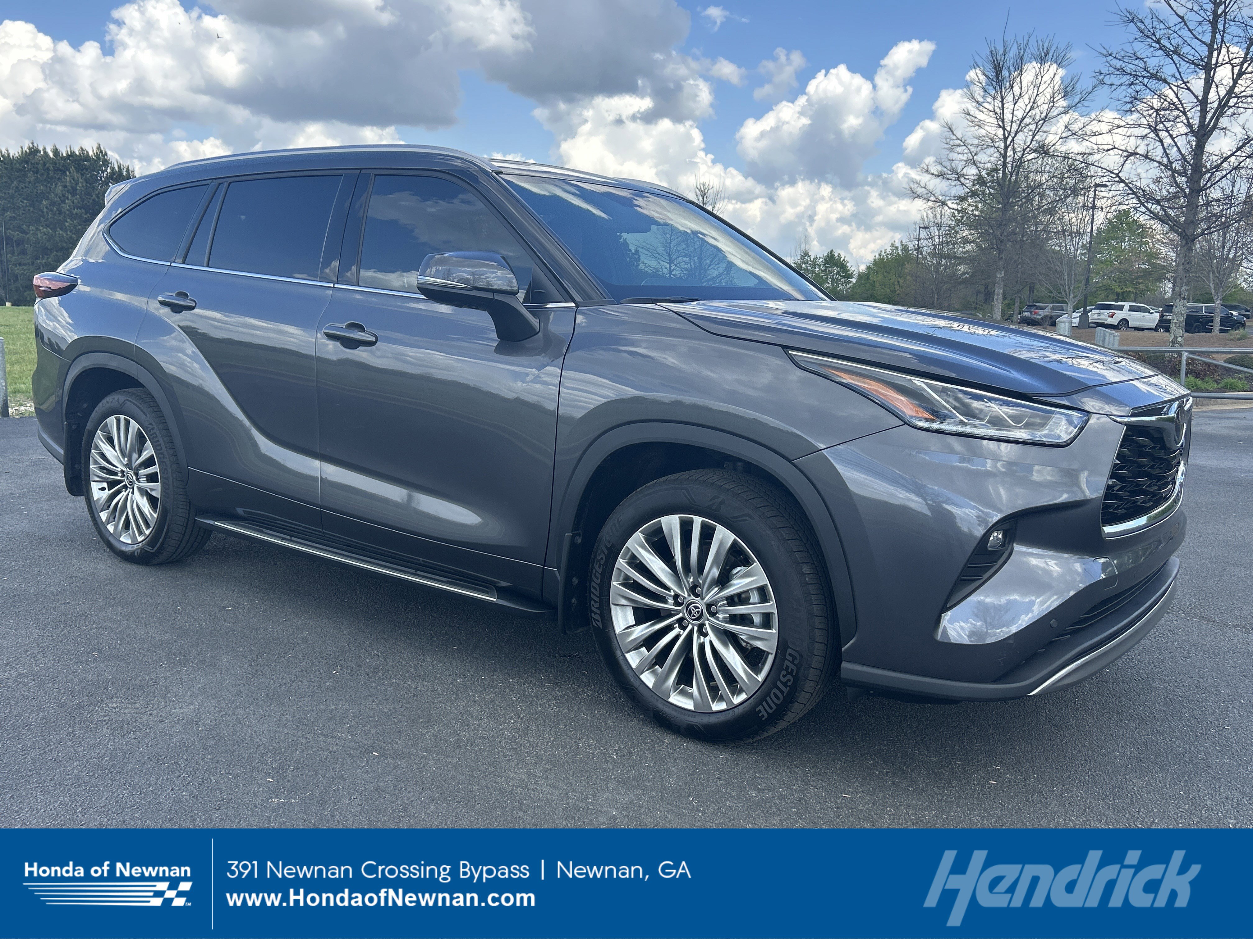 Used 2025 Toyota Highlander Platinum