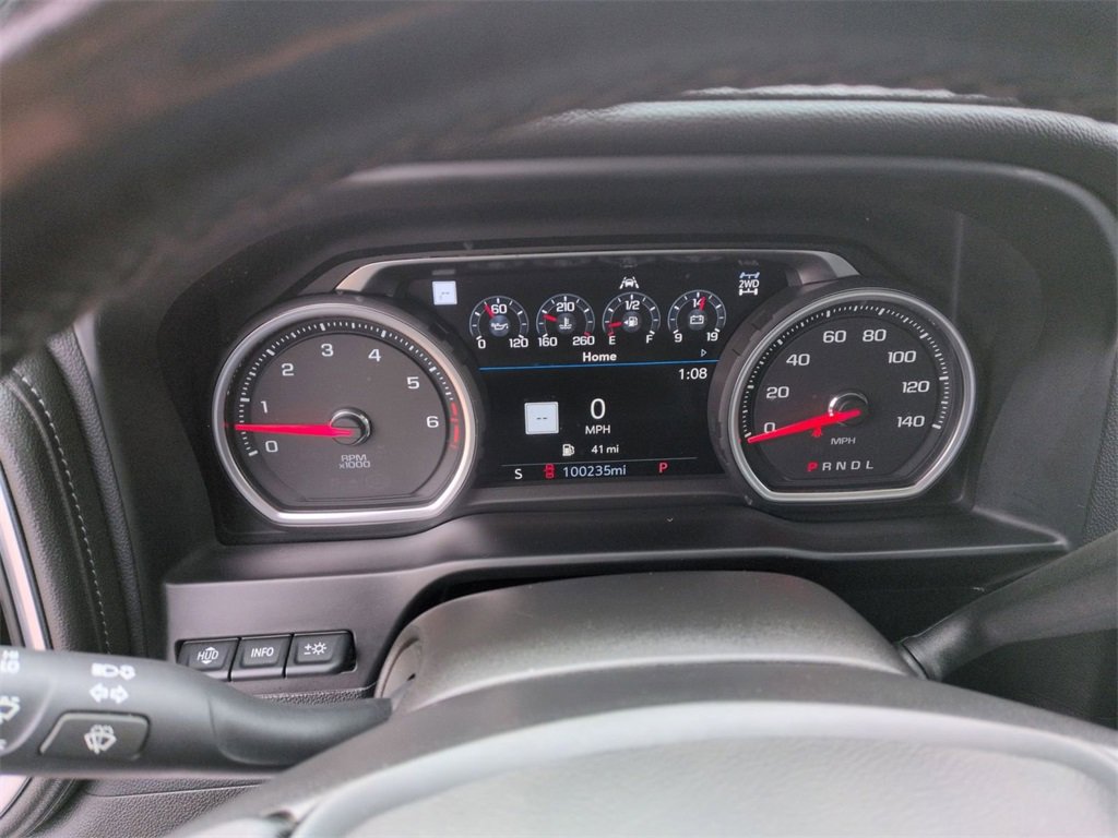 Used 2022 Chevrolet Silverado 1500 High Country w/ Technology Package image 18