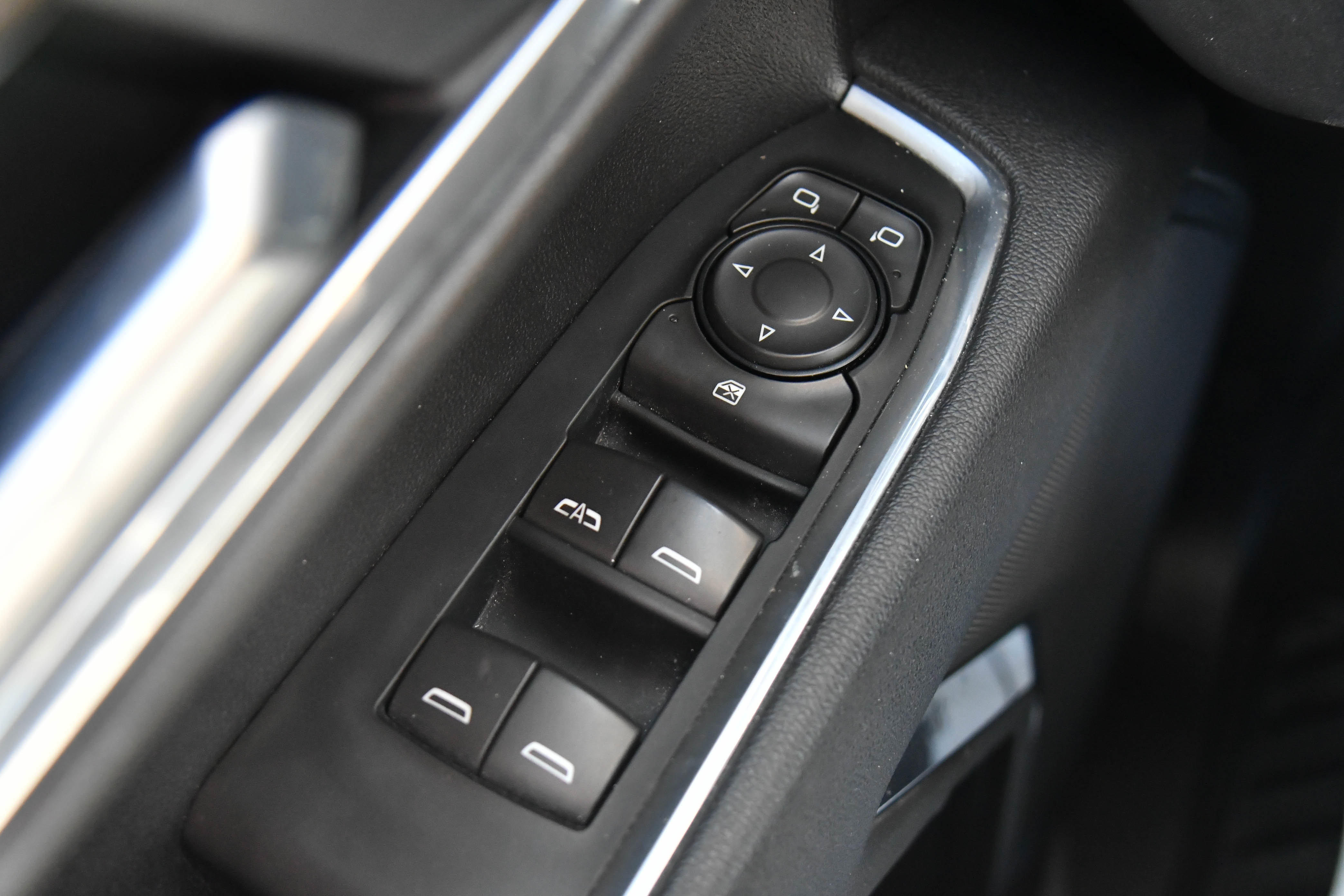 Used 2025 GMC Sierra 1500 Elevation AWD/4WD image 34