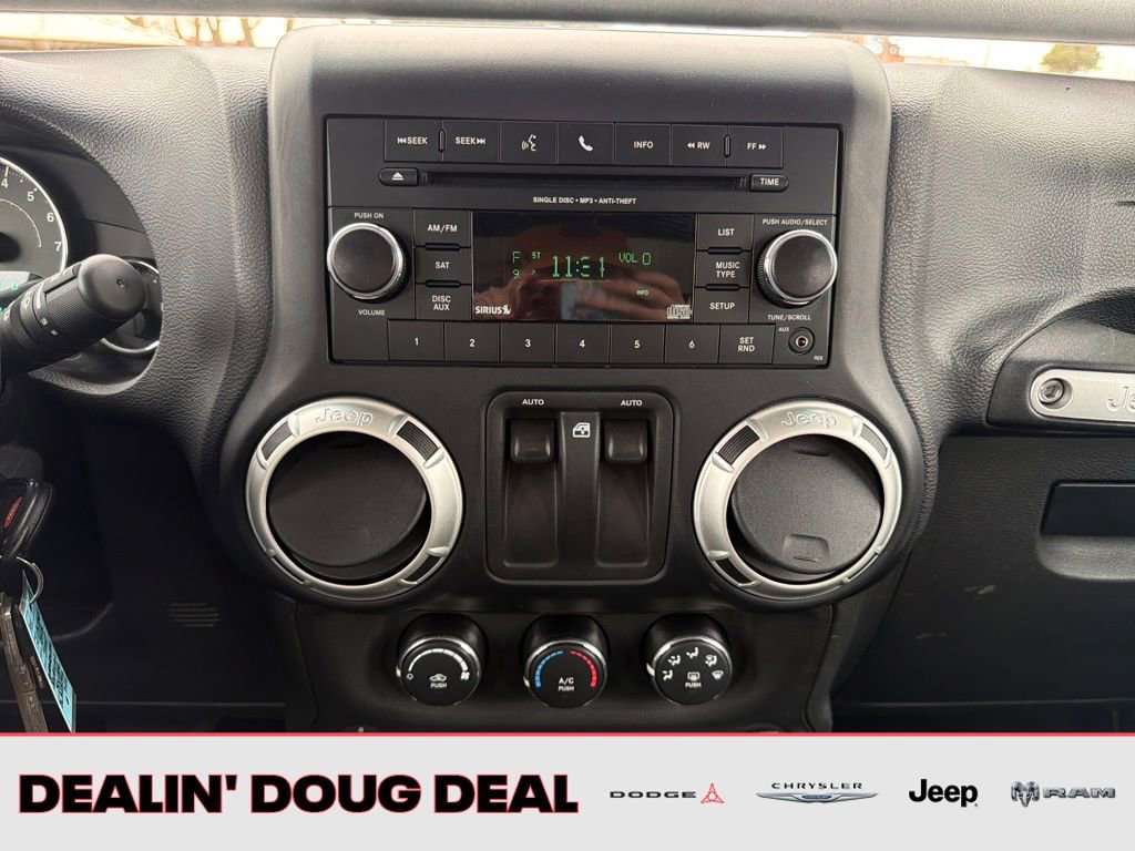 Used 2018 Jeep Wrangler Rubicon w/ Power Convenience Group image 20