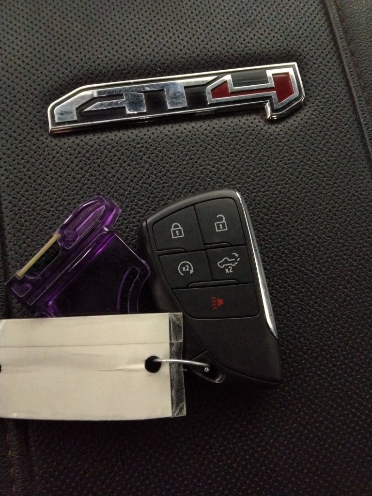 Used 2024 GMC Sierra 2500 AT4 w/ Technology Package image 48