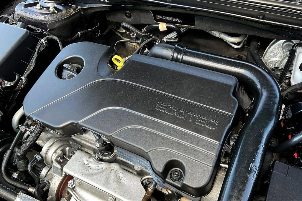 Used 2022 Chevrolet Malibu LS w/ Driver Confidence Package II FWD image 33