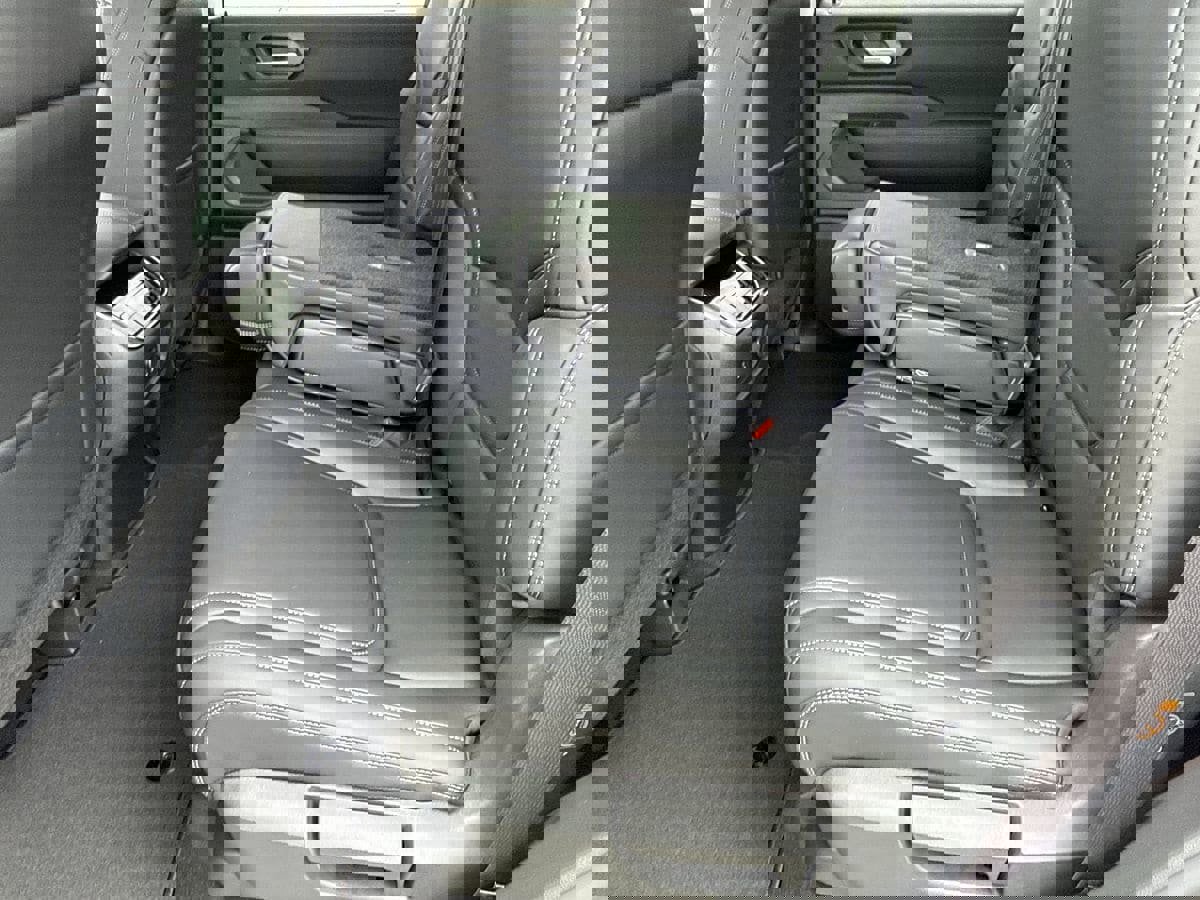 New 2026 Nissan Armada SV image 18