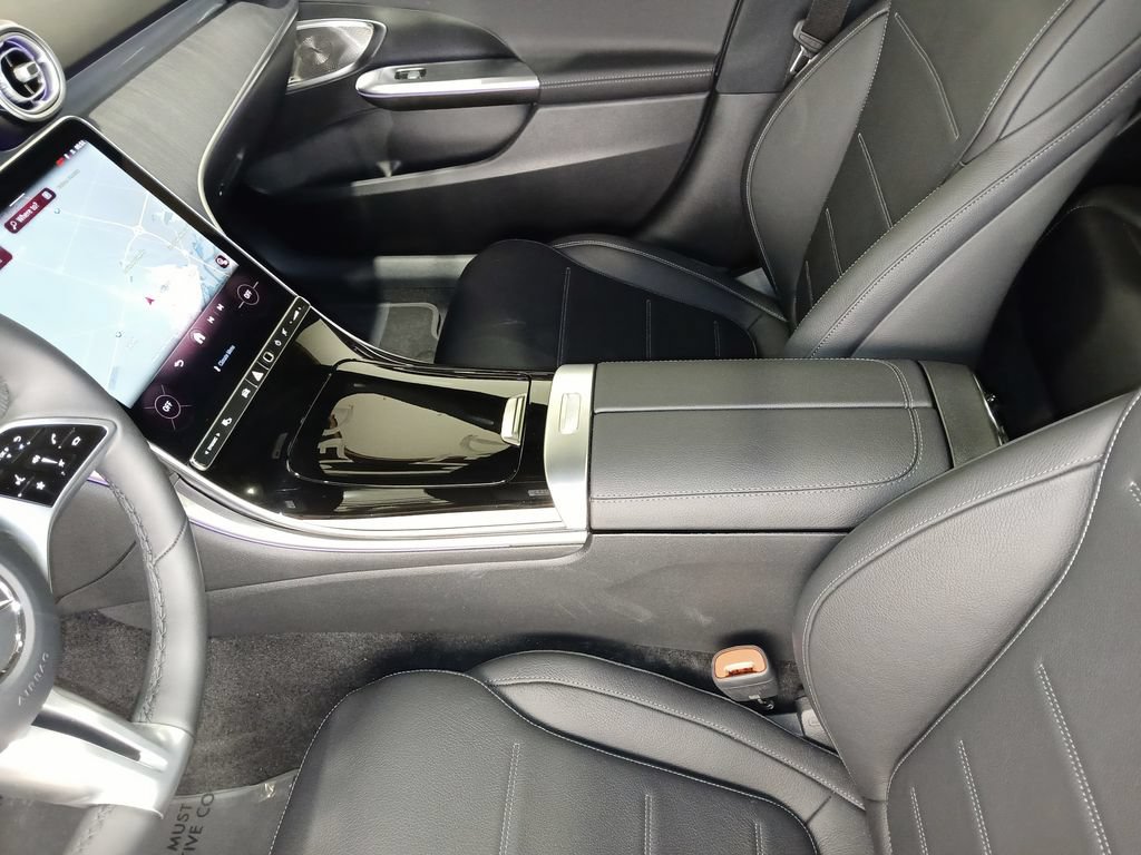 Used 2026 Mercedes-Benz C 300 4MATIC Sedan image 16