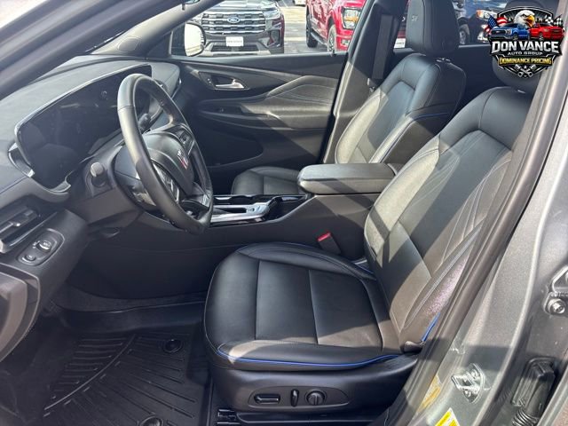 Used 2025 Buick Envista Sport Touring w/ Convenience I Package image 17