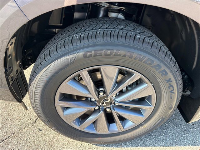 New 2026 INFINITI QX80 Pure image 9