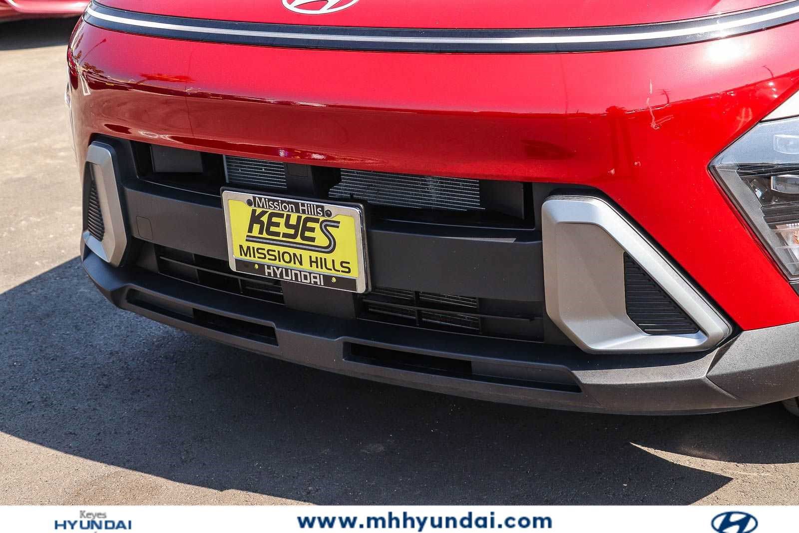 Certified 2025 Hyundai Kona SEL AWD/4WD image 8