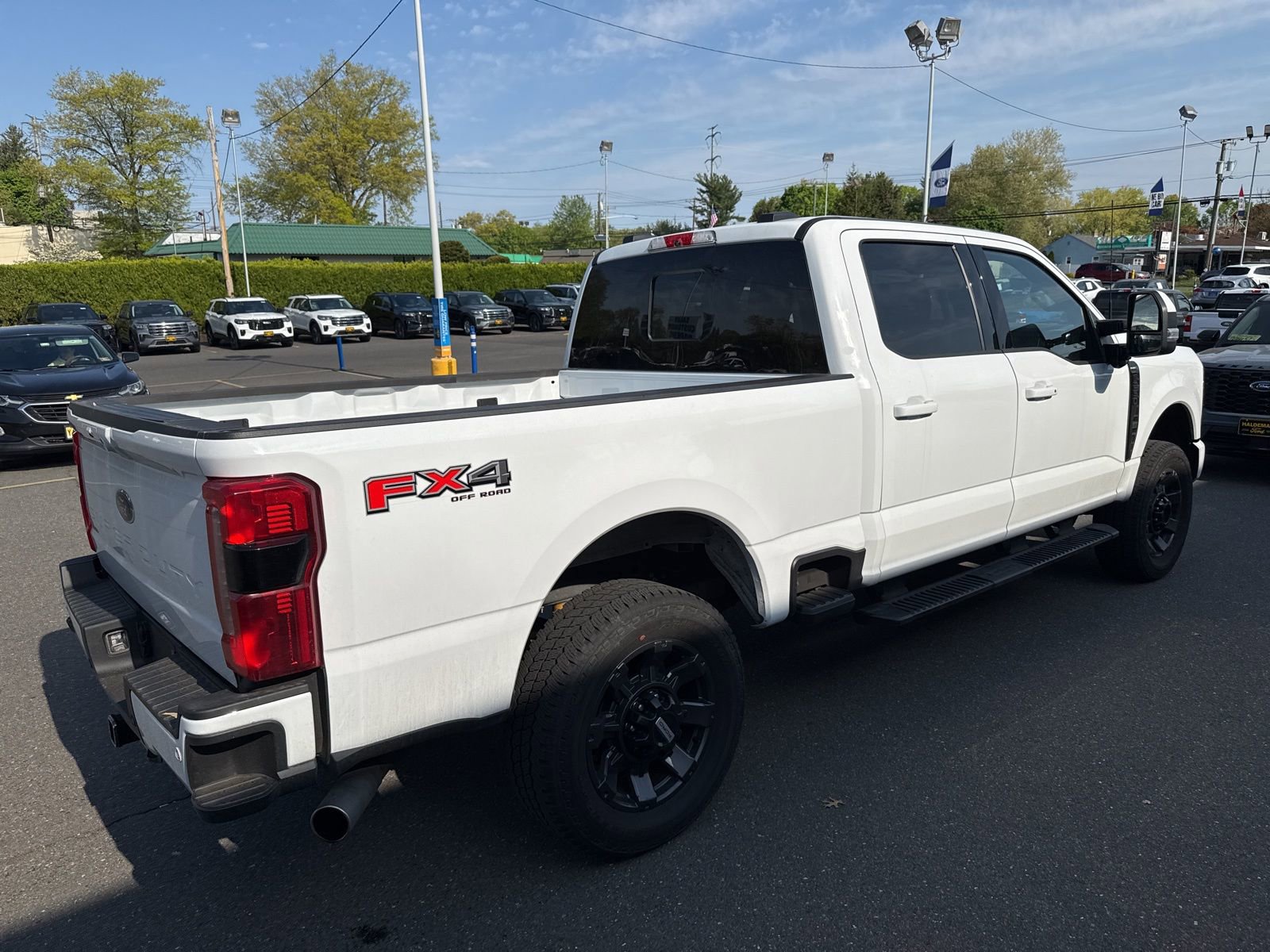 Used 2023 Ford F250 Lariat w/ Sport Appearance Package AWD/4WD image 7