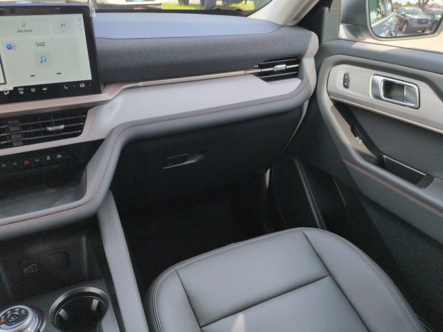 New 2026 Ford Explorer Active w/ Active Comfort Package RWD image 18