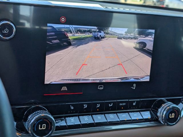 Used 2023 GMC Canyon AT4 w/ Canyon Safety Plus Package AWD/4WD image 14