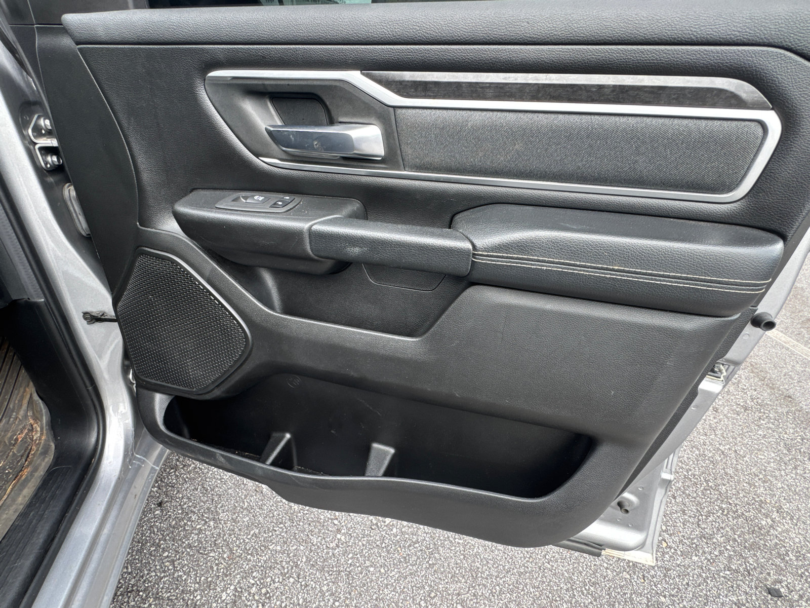 Used 2022 RAM 1500 Big Horn RWD image 15