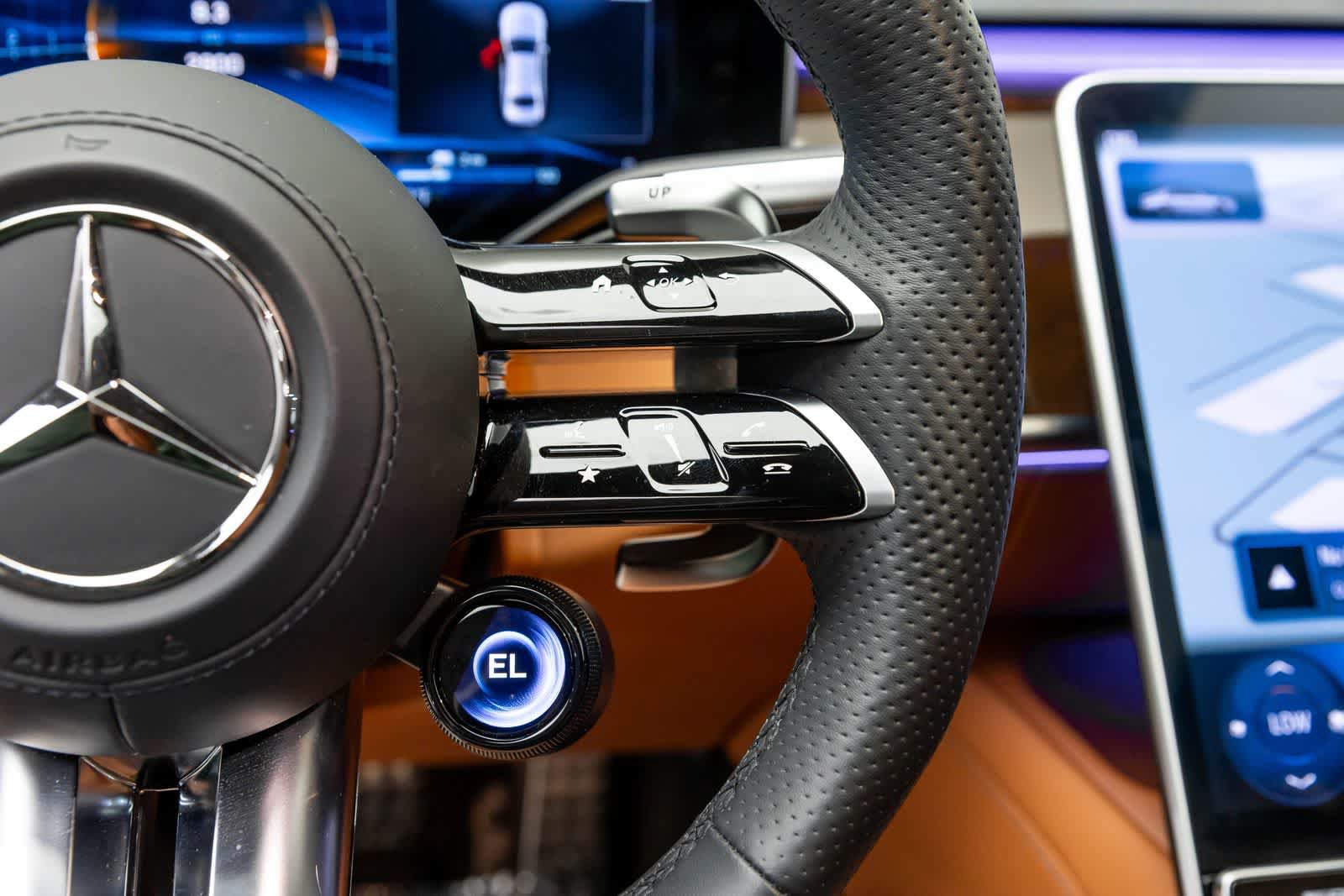 Used 2025 Mercedes-Benz S 63 AMG S w/ Rear Seat Package image 36