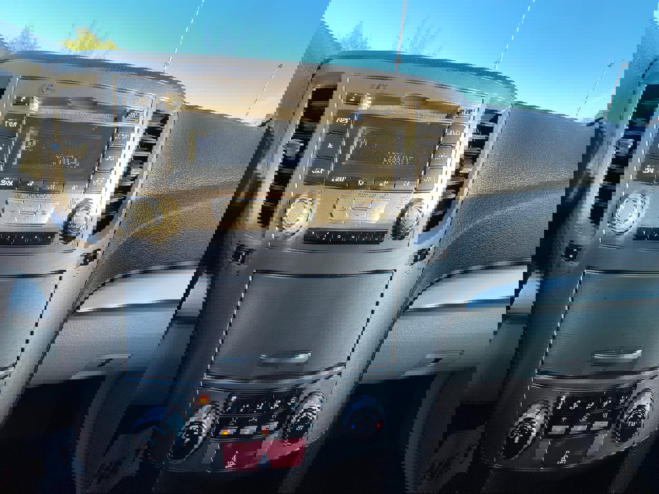 Used 2013 Subaru Outback 2.5i Premium image 23