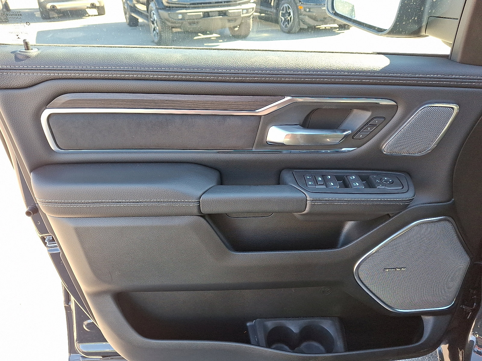 New 2026 RAM 1500 Laramie image 8