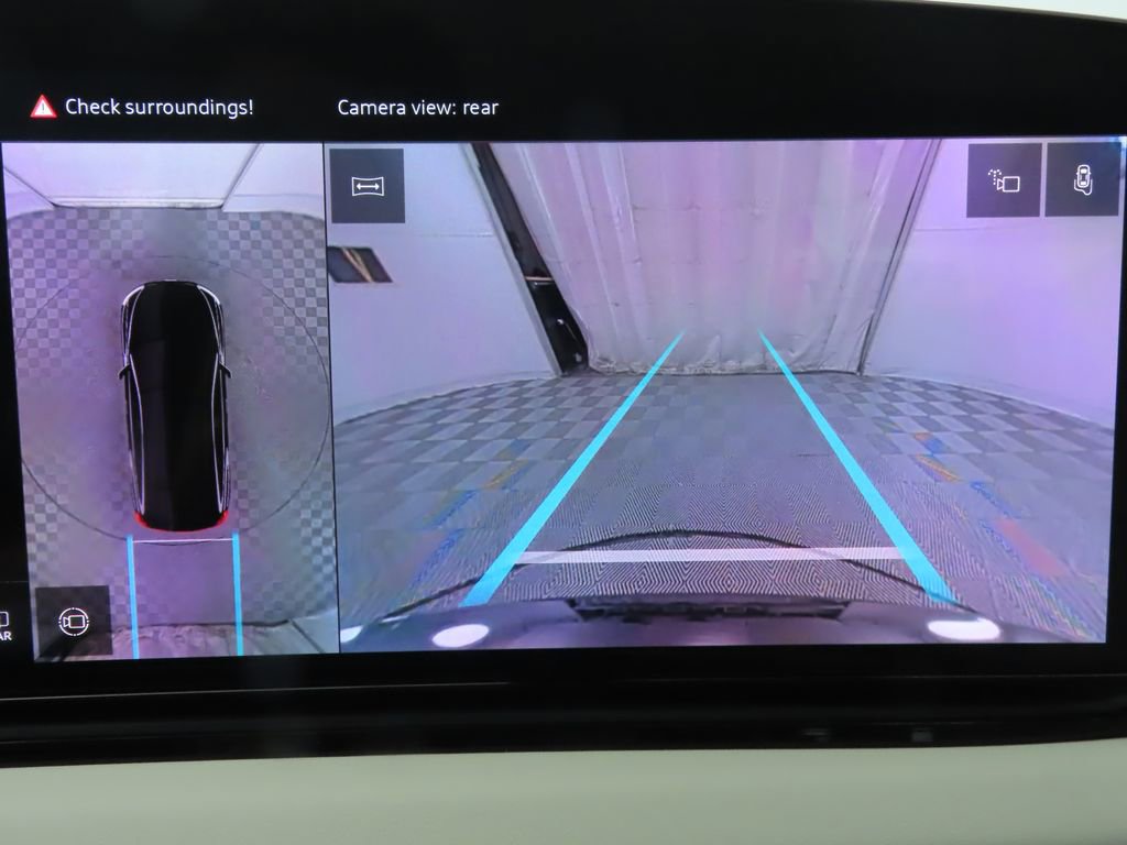 Used 2025 Audi A6 e-tron Premium Plus w/ Premium Plus image 17