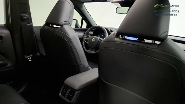 Used 2025 Lexus UX 300h FWD image 41