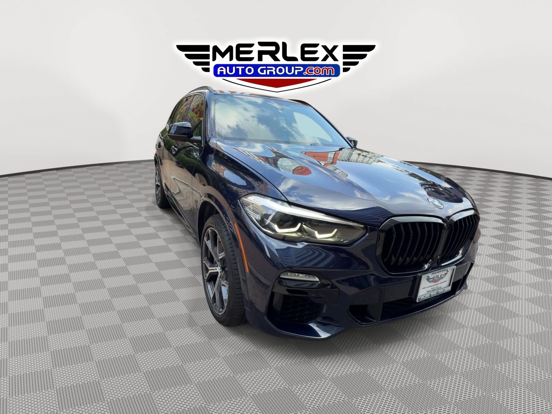 Used 2020 BMW X5 xDrive40i w/ M Sport Package AWD/4WD image 2