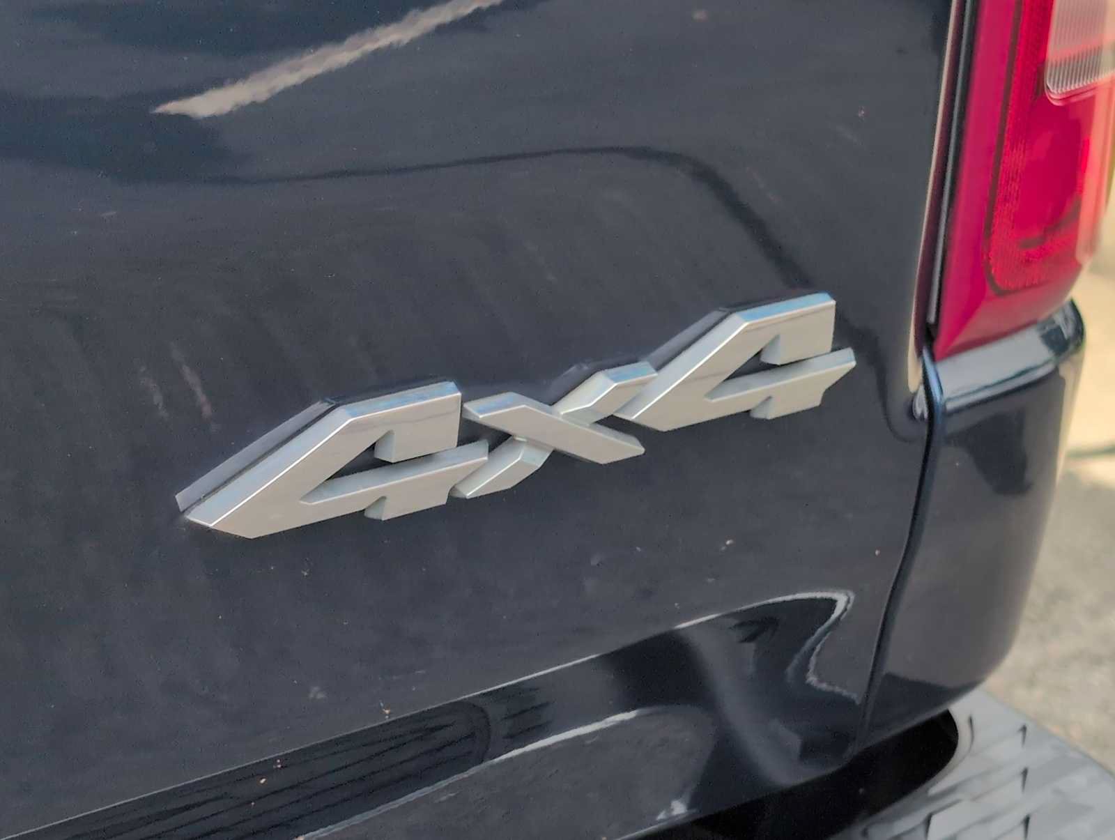 Used 2021 RAM 1500 Laramie AWD/4WD image 13
