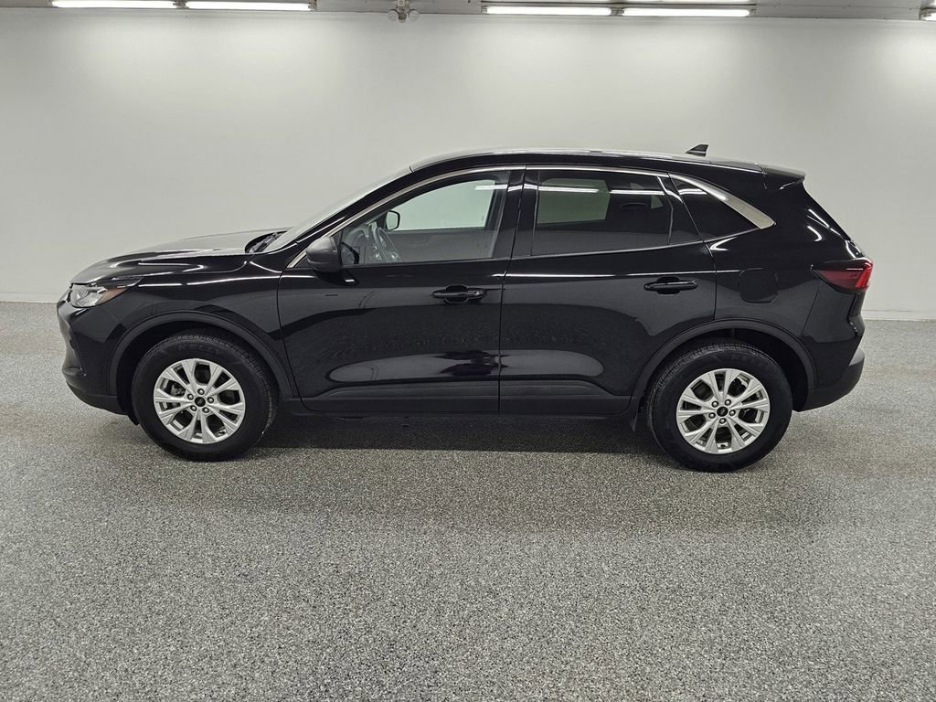 Used 2024 Ford Escape Active AWD/4WD image 7
