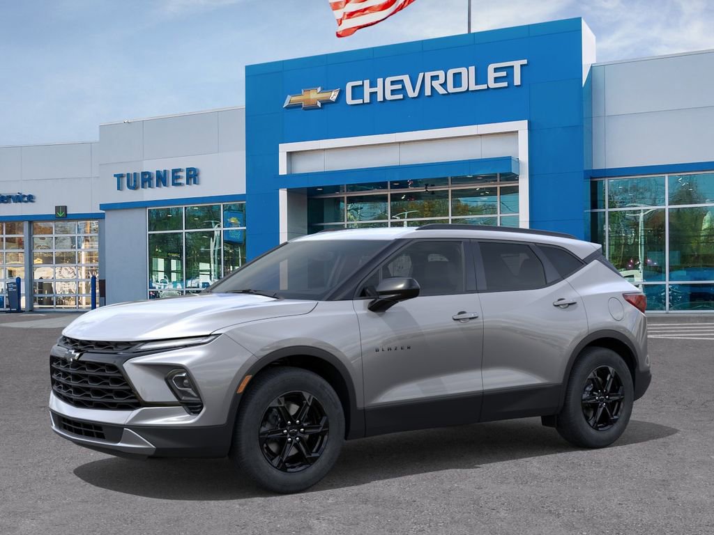 New 2026 Chevrolet Blazer LT w/ Midnight/Sport Edition AWD/4WD image 2