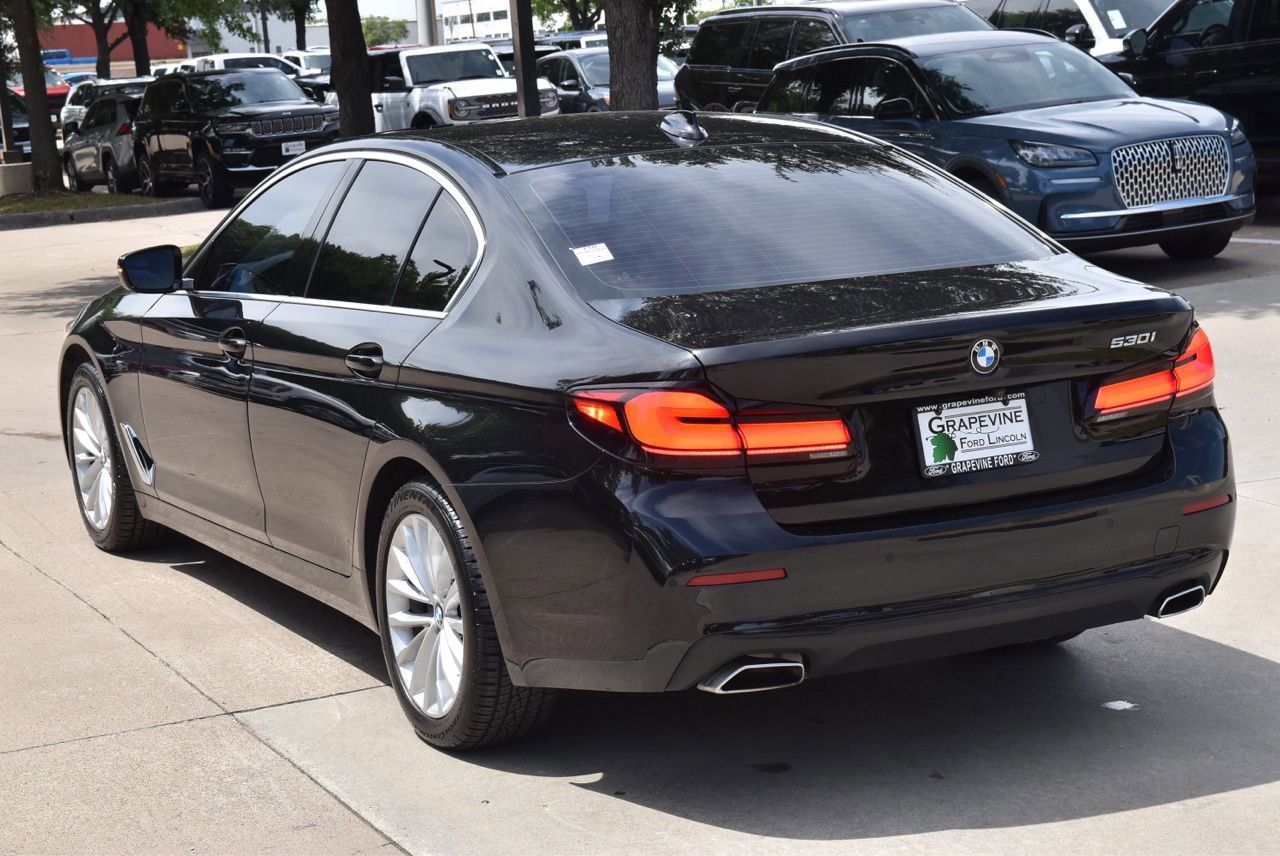 Used 2023 BMW 530i w/ Premium Package RWD image 10