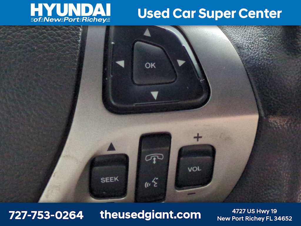 Used 2015 Ford Taurus Limited w/ Equipment Group 301A FWD image 27