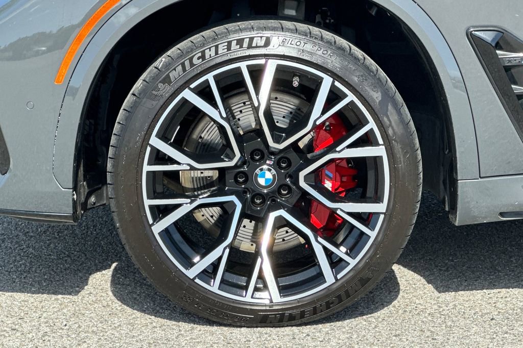 Used 2022 BMW X5 M w/ Competition Package 2 AWD/4WD image 33